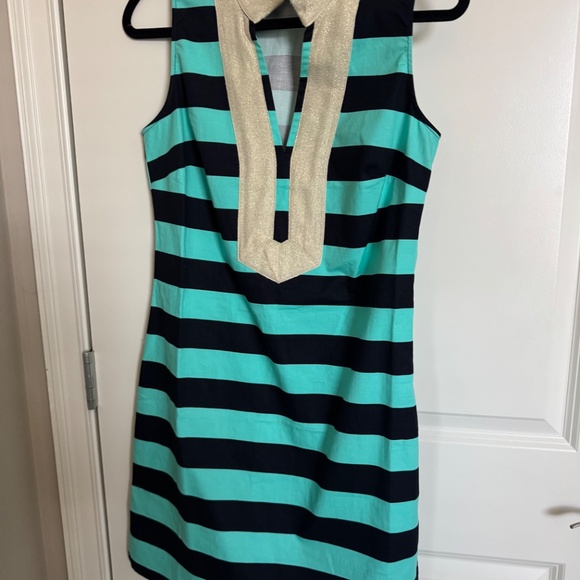 Sail To Sable Women’s Dress Trendy Kelly Green Black With Gold Collar $198 - Picture 3 of 3